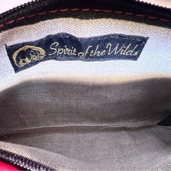 Red Leather Wristlet Wallet Embossed Clutch Wristlet - Picture 8 of 11